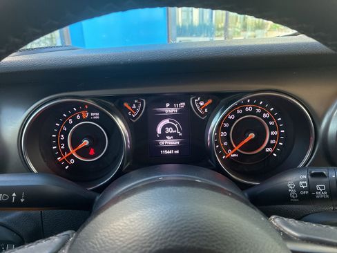Used 2019 Jeep Wrangler Unlimited Sport S AWD/4WD image 19