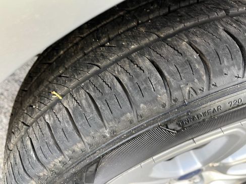 Used 2020 Ford EcoSport SE w/ SE Convenience Package image 10