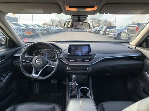 Used 2024 Nissan Altima 2.5 SR image 15