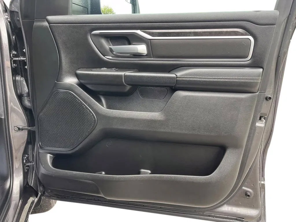 Used 2024 RAM 1500 Big Horn AWD/4WD image 19