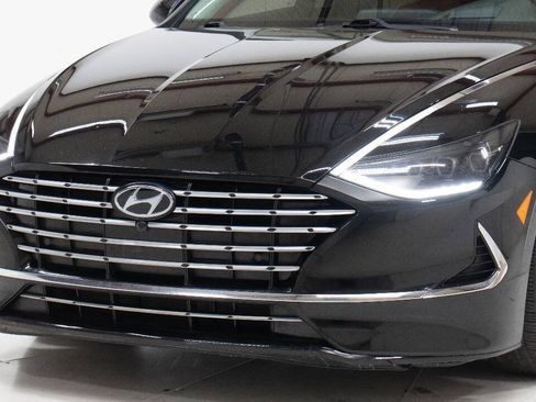 Used 2022 Hyundai Sonata Limited FWD image 10