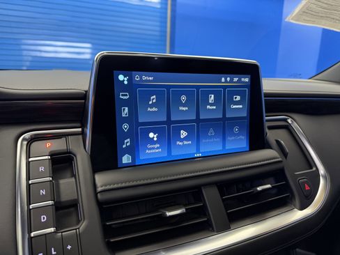 Used 2023 Chevrolet Suburban Z71 w/ Z71 Off-Road Package image 22