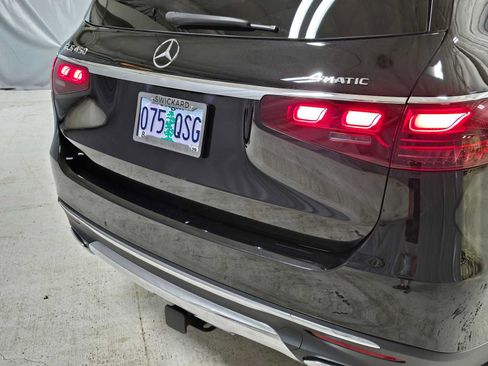Certified 2025 Mercedes-Benz GLS 450 4MATIC image 15
