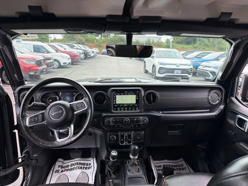 Used 2022 Jeep Gladiator Overland AWD/4WD image 9