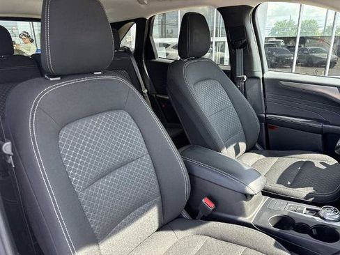 Used 2025 Ford Escape Active AWD/4WD image 11