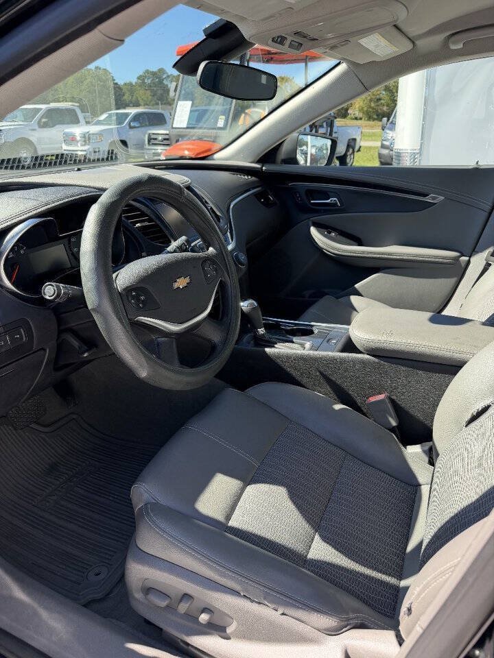 Used 2019 Chevrolet Impala LS FWD image 9