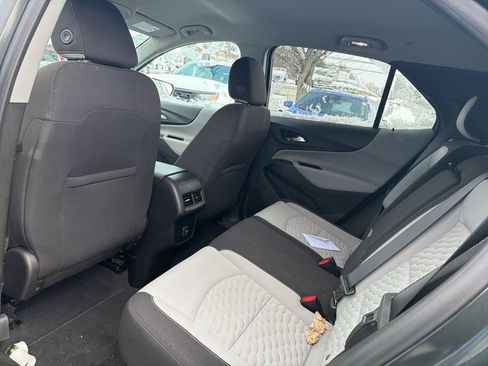 Used 2021 Chevrolet Equinox LS w/ LS Convenience Package image 8