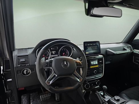 Used 2017 Mercedes-Benz G 550 Squared image 38