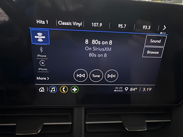 Used 2025 Chevrolet Trax RS w/ Sunroof Package FWD image 20