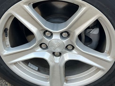 Used 2020 Chevrolet Camaro LT image 21