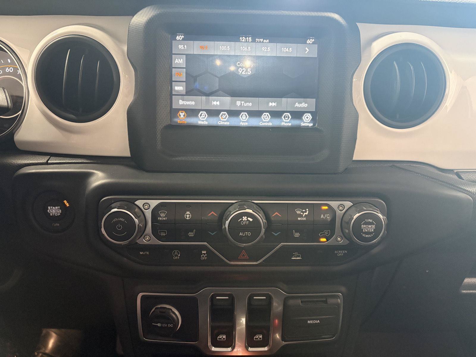 Used 2021 Jeep Wrangler Sport AWD/4WD image 5