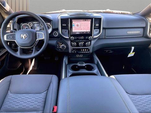 New 2026 RAM 1500 Big Horn AWD/4WD image 11