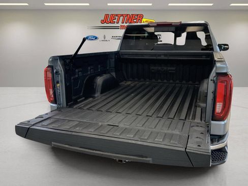 Used 2022 GMC Sierra 1500 SLT w/ SLT Premium Plus Package AWD/4WD image 15