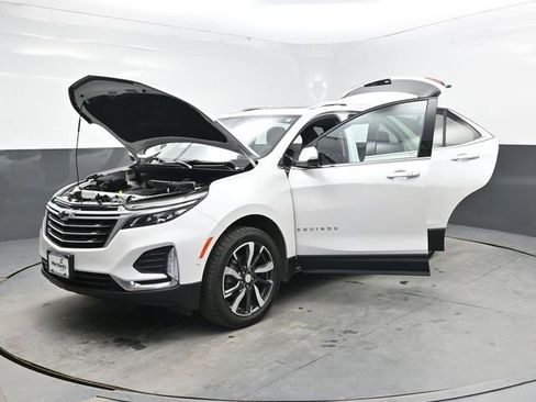 Used 2022 Chevrolet Equinox Premier AWD/4WD image 41