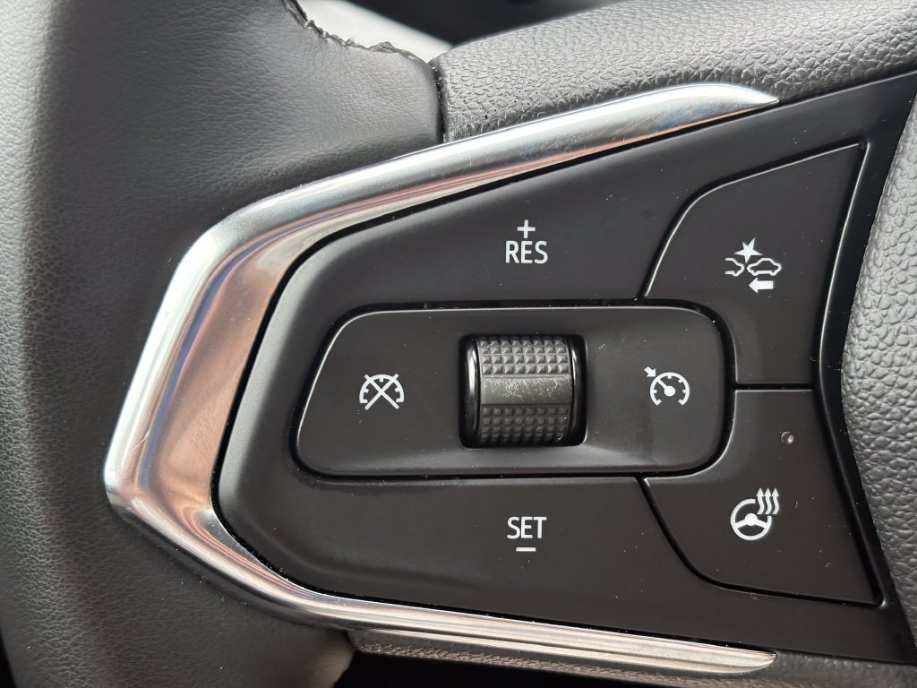 Used 2025 Chevrolet Trax LT w/ Driver Confidence Package FWD image 7