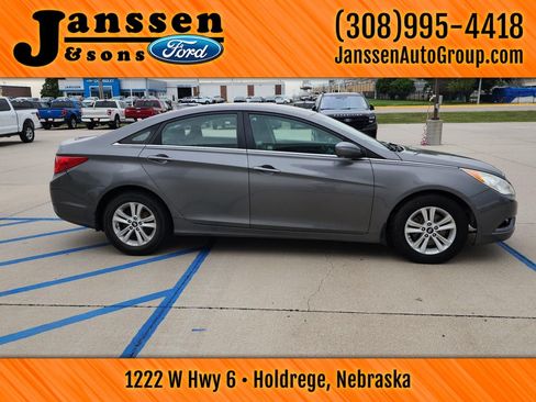 Used 2013 Hyundai Sonata GLS w/ Popular Equipment Pkg FWD image 5