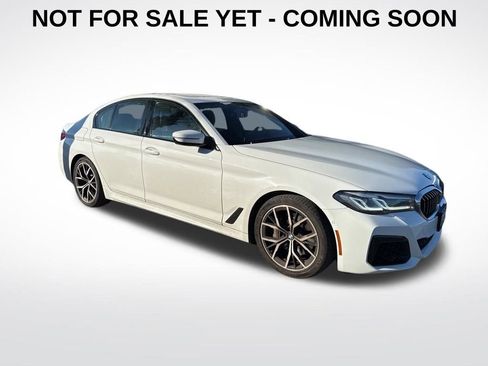 Used 2022 BMW 540i w/ Executive Package image 1