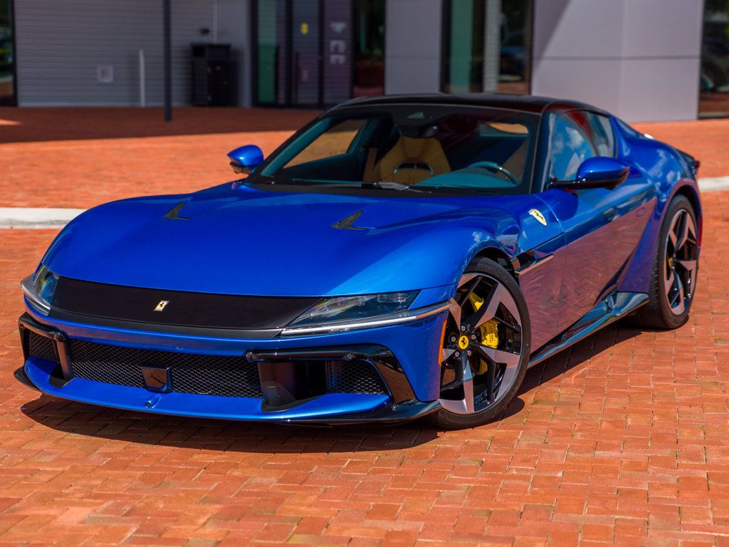 Certified 2025 Ferrari 12Cilindri RWD image 2