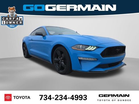 Used 2022 Ford Mustang Premium w/ Equipment Group 201A image 5