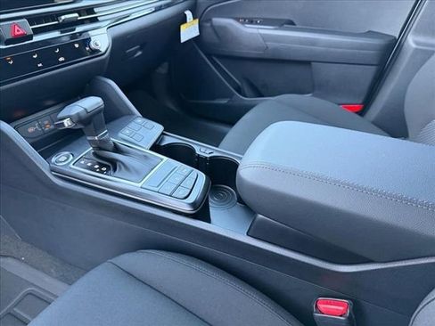 New 2026 Kia Sportage LX w/ LX Convenience Package image 16