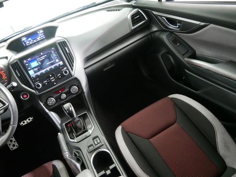 Used 2020 Subaru Impreza 2.0i Sport image 11