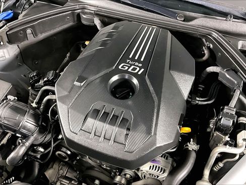 Used 2020 Genesis G70 2.0T image 31