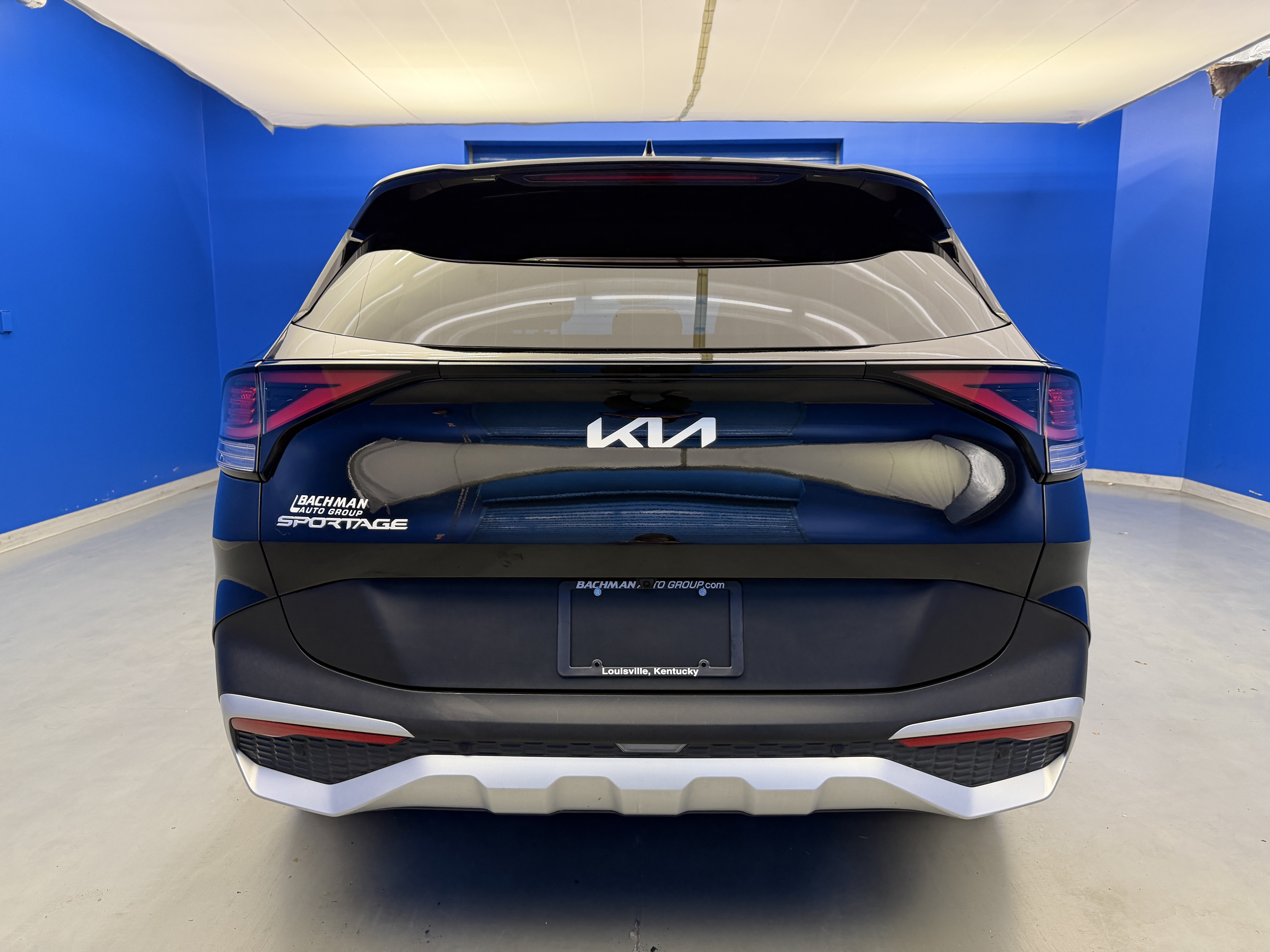Used 2025 Kia Sportage EX FWD image 6