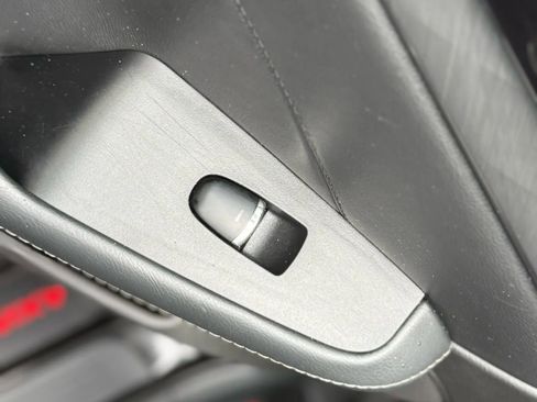 Used 2017 Nissan Maxima 3.5 SV image 32