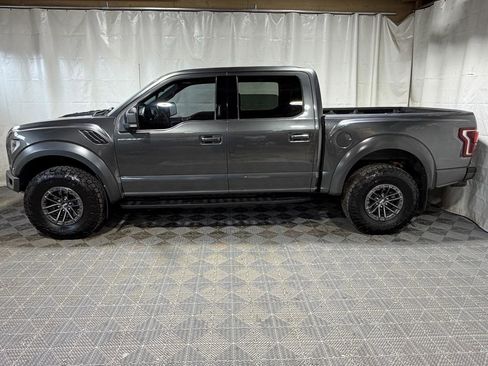 Used 2019 Ford F150 Raptor w/ Equipment Group 802A Luxury image 5
