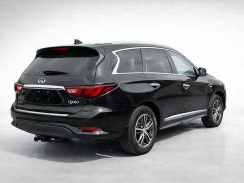 Used 2017 INFINITI QX60 AWD w/ Premium Plus Package image 3