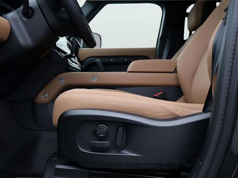 New 2026 Land Rover Defender 110 S AWD/4WD image 37