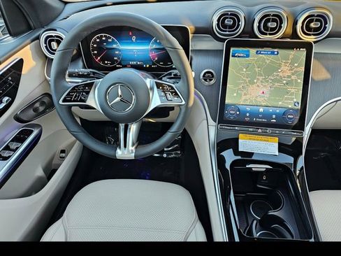 New 2026 Mercedes-Benz GLC 300 4MATIC image 30