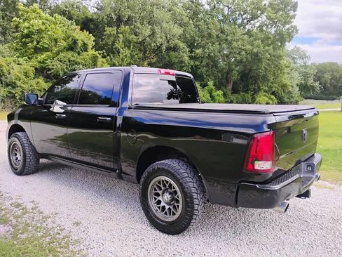 Used 2015 RAM 1500 Sport w/ Comfort Group image 4