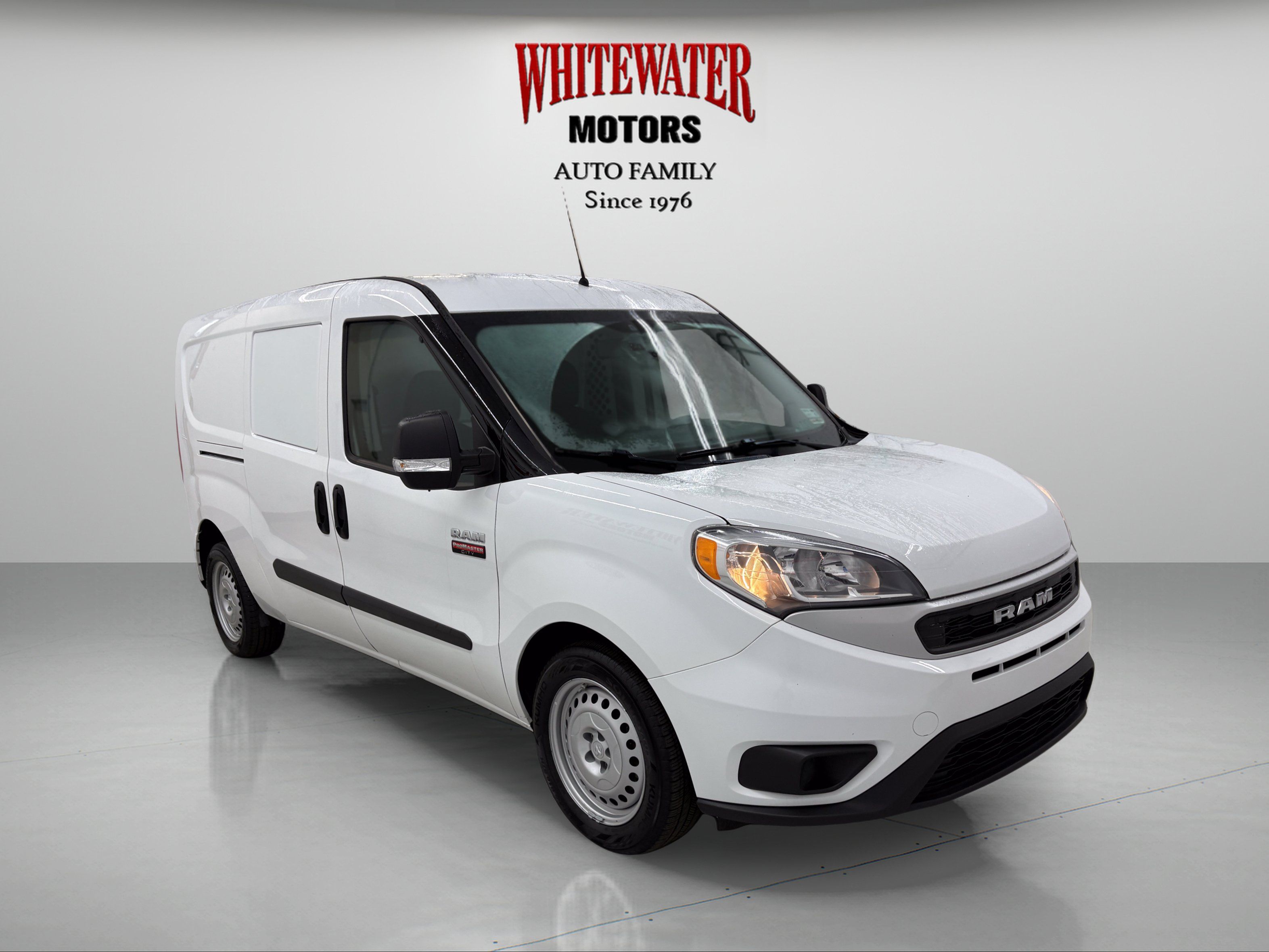 Used 2022 RAM ProMaster City Tradesman FWD image 5