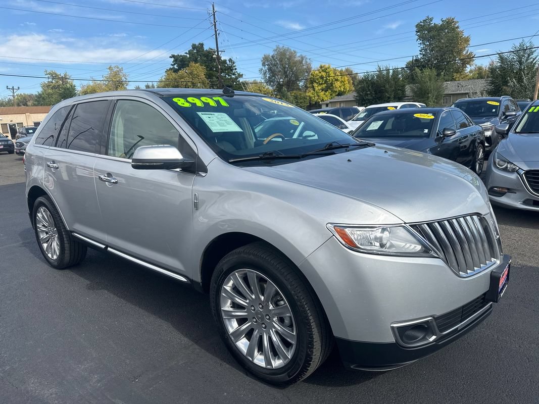 Used 2013 Lincoln MKX AWD image 5
