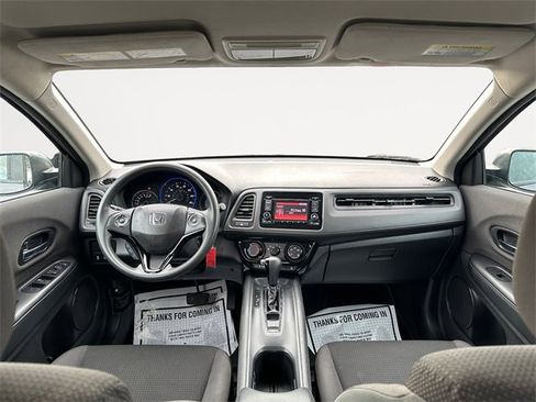 Used 2019 Honda HR-V LX image 10
