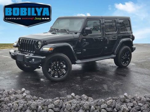 Used 2021 Jeep Wrangler Unlimited Sahara image 1