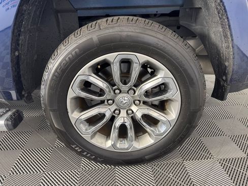 Used 2022 RAM 1500 Laramie w/ Sport Appearance Package AWD/4WD image 13