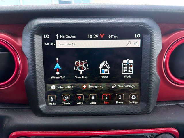 Used 2021 Jeep Gladiator Rubicon AWD/4WD image 6