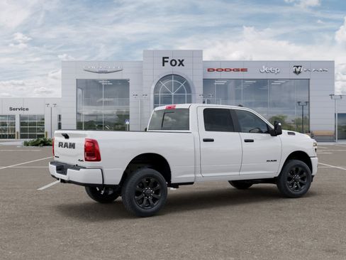 New 2026 RAM 2500 Big Horn AWD/4WD image 4