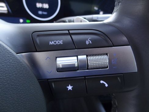 Used 2024 Hyundai Sonata Limited image 27