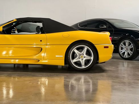 Used 1997 Ferrari F355 Spider RWD image 16