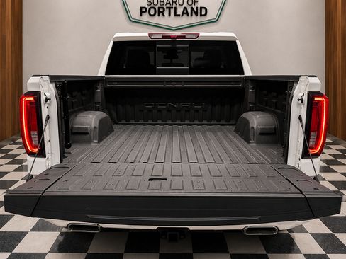 Used 2023 GMC Sierra 1500 Denali AWD/4WD image 7