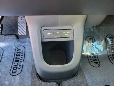 New 2026 Hyundai Ioniq 5 SEL image 32