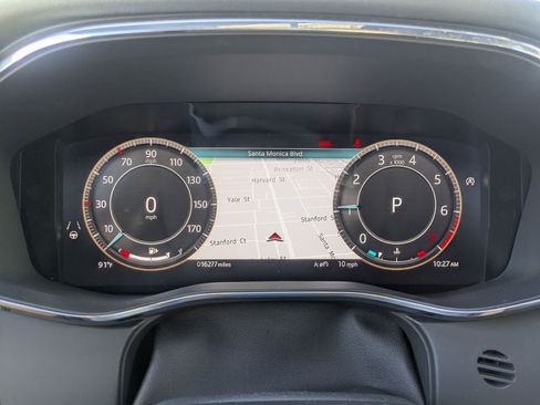 Used 2024 Jaguar F-PACE R-Dynamic S image 11