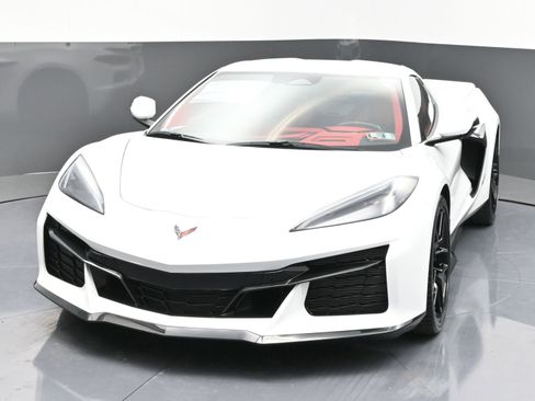 New 2026 Chevrolet Corvette Z06 w/ Stealth Interior Trim Package RWD image 3