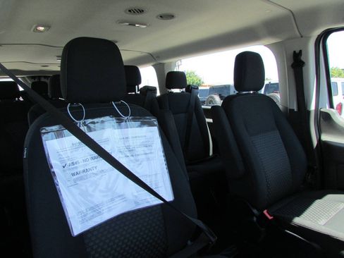Used 2023 Ford Transit 350 XLT RWD image 16
