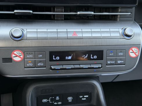 Used 2024 Hyundai Kona SEL AWD/4WD image 12