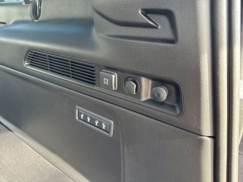 New 2026 Jeep Grand Wagoneer L 4WD w/ Premium Group I image 29