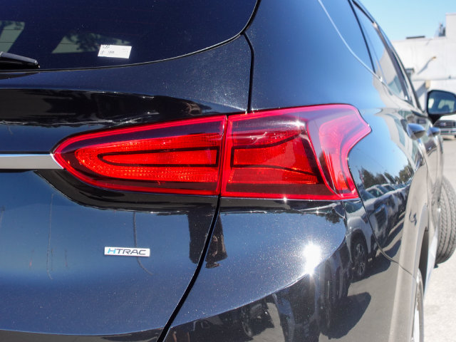 Used 2020 Hyundai Santa Fe SEL w/ Convenience Package AWD/4WD image 6